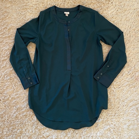 Merona brand Hunter green tunic length blouse Women’s size medium - Picture 1 of 4